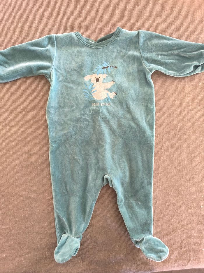 Lot de pyjamas - photo numéro 3