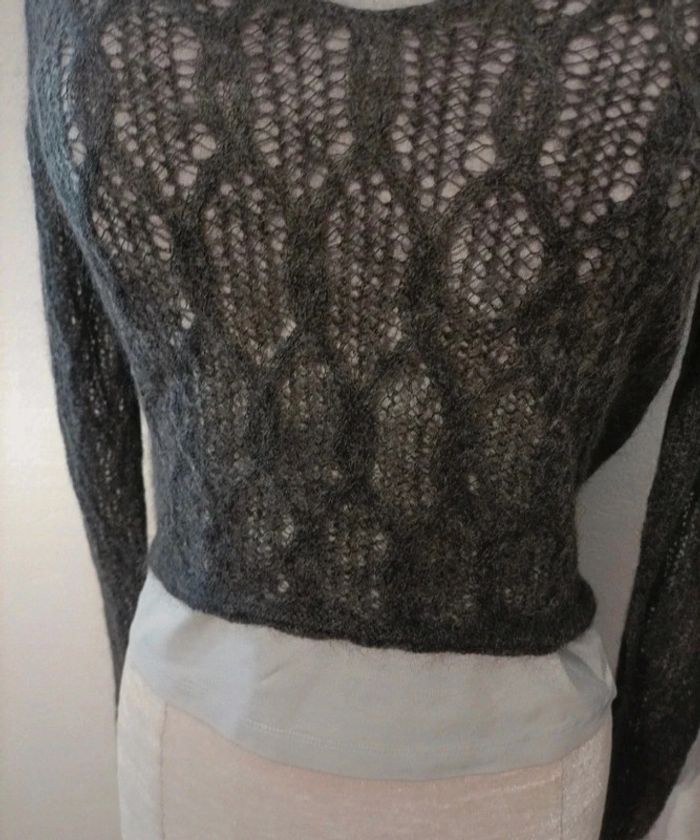 Superbe pull top crop ajouré - photo numéro 3