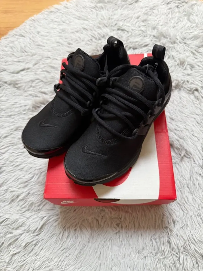 Nike Air Presto – Taille 36 – noir – Neuf avec étiquette - photo numéro 7