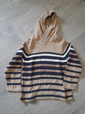 Pull à capuche