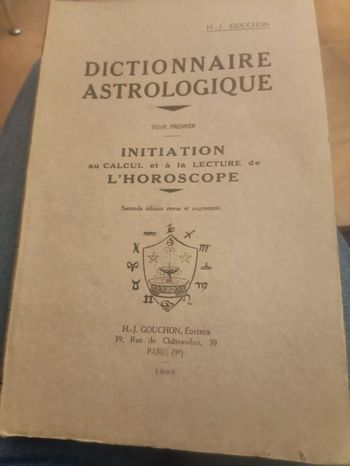 Dictionnaire astrologique tome 1
