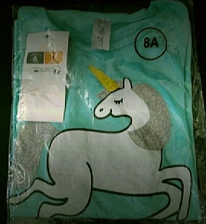 Tee shirt Licorne 8 ans - photo numéro 2