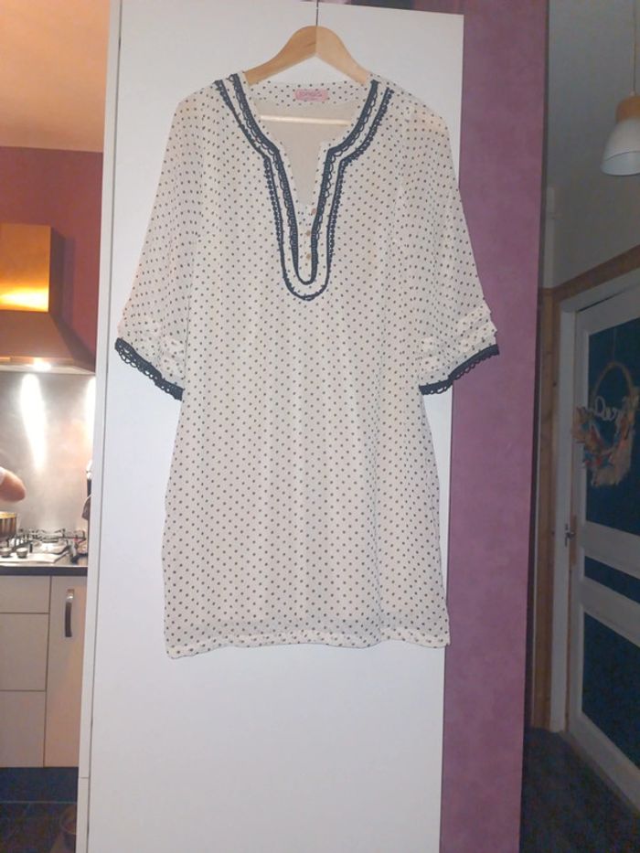 Robe a pois