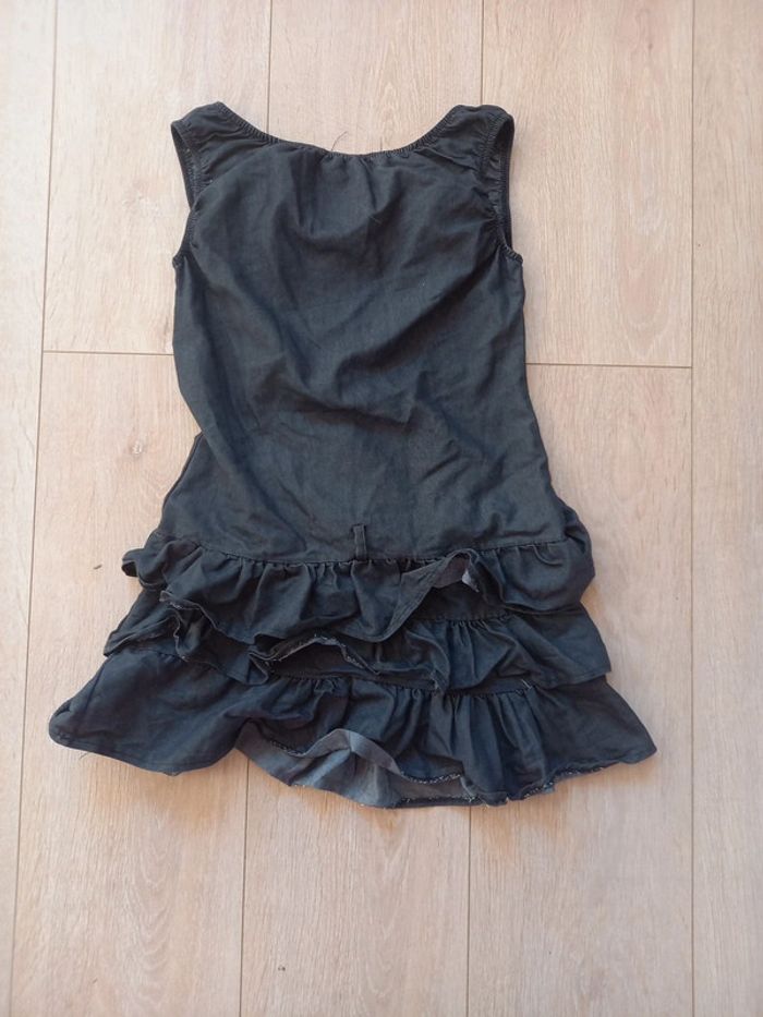 Robe courte grise sans manches - photo numéro 2