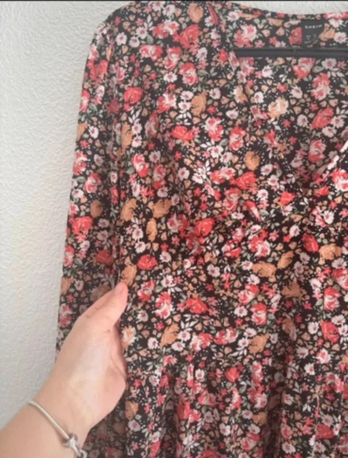 Robe fleurie Shein - photo numéro 4