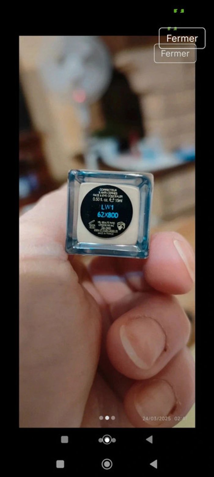 Ysl Beauty All Hours Précise Angles ConcealerTeinte LW1
Neuf - photo numéro 2