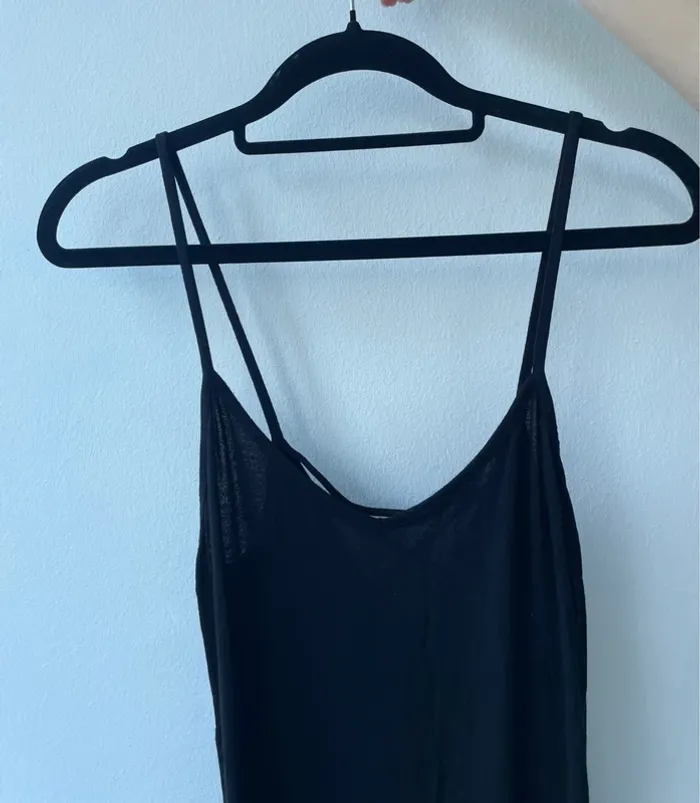 Longue robe noire fluide H&M