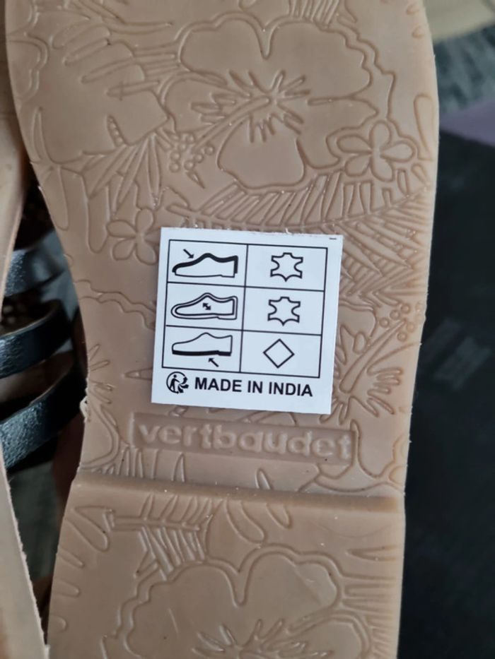 Sandales cuir Vertbaudet neuves taille 26 - photo numéro 9