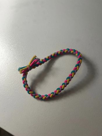 Bracelet/ élastique tressé