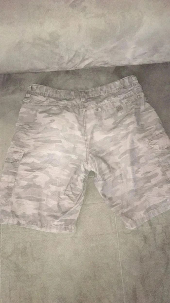 Short militaire - photo numéro 2