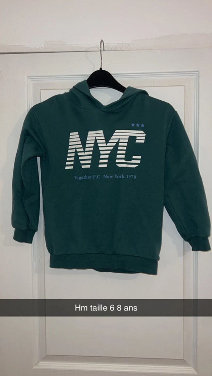 Sweat à capuche vert