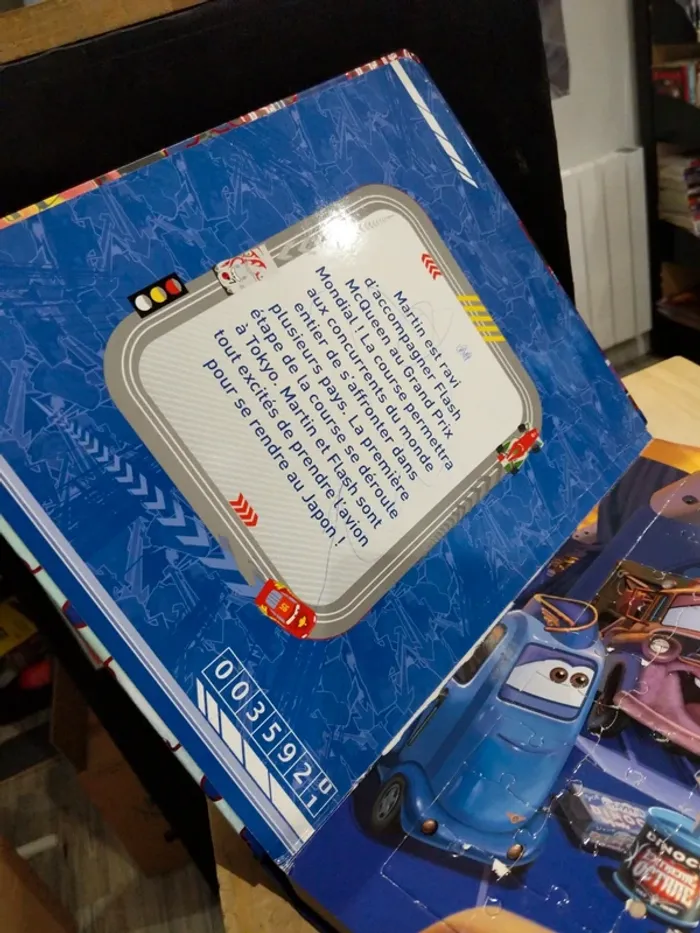 Mon livre Puzzle avec 50 pièces - Disney Cars 2 - photo numéro 3