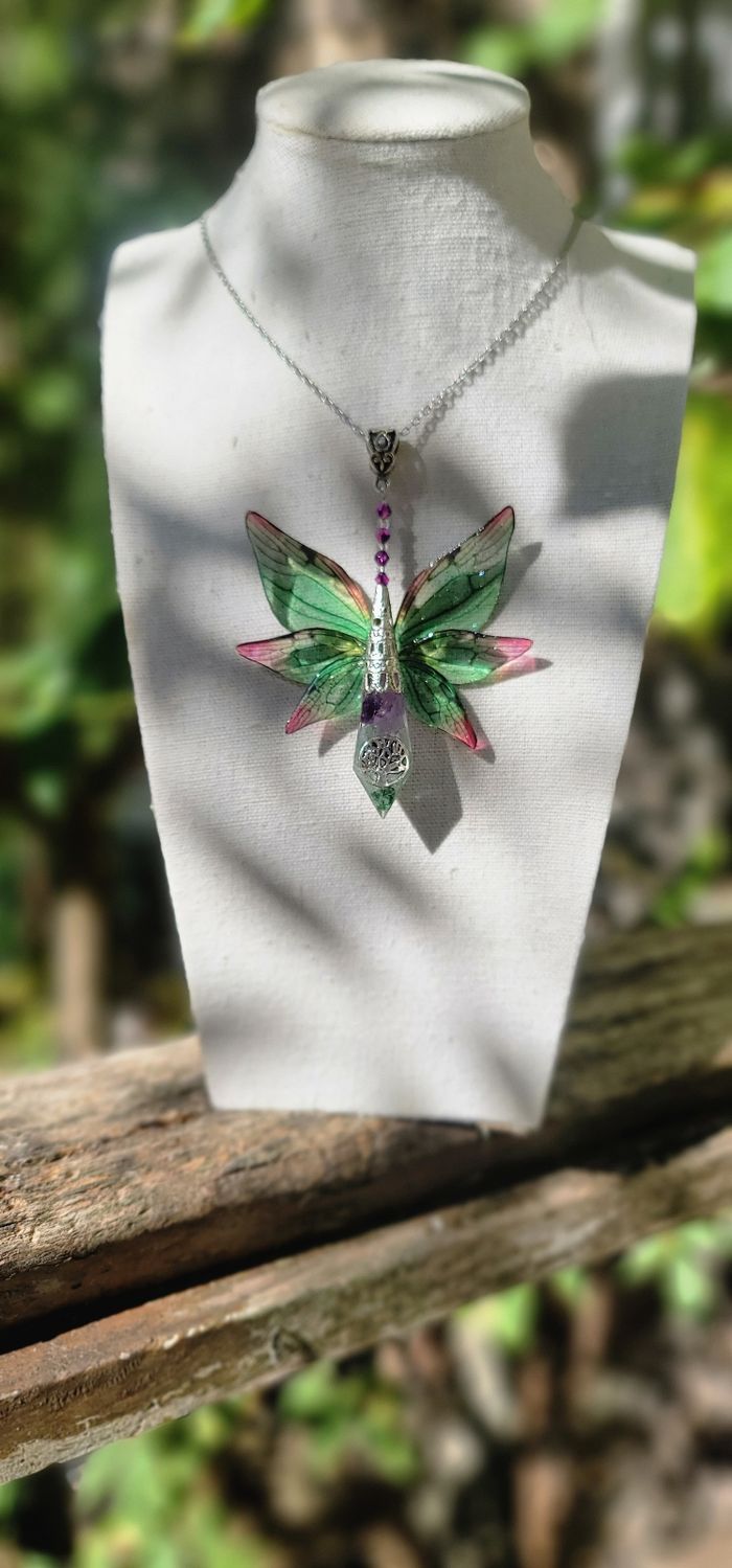 Collier Sagesse et Sérénité pendentif elfique aile papillon - photo numéro 4