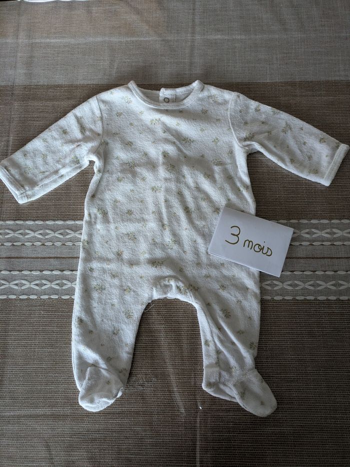 3 Pyjamas velours - photo numéro 3