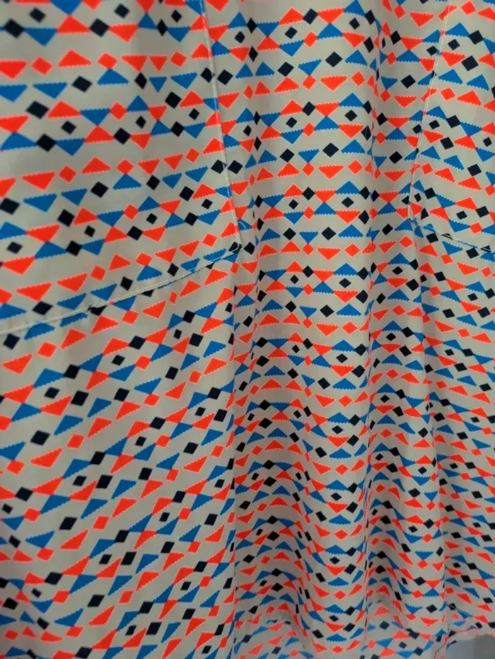 Magnifique haut blouse femme formes géométriques taille 44/46 bleu orange noir et beige - photo numéro 2