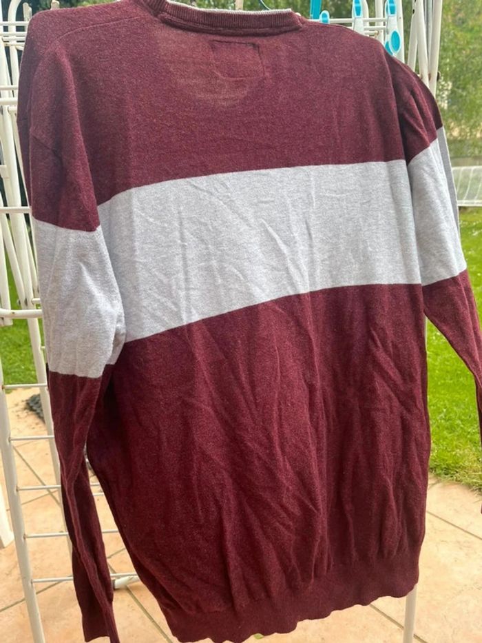 Pull bordeau et blanc taille XXL - photo numéro 4