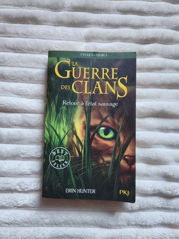 Livre La Guerre des Clans – Retour à l’état sauvage (format poche, très bon état)