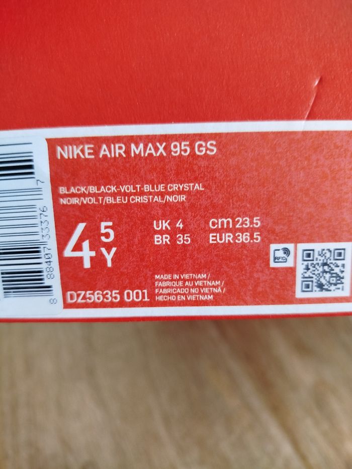 Baskets Nike T 36,5 - photo numéro 10