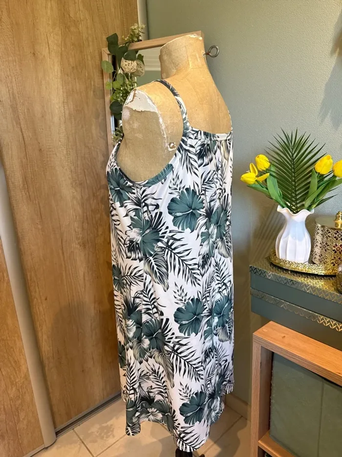 Jolie robe confortable à bretelles, motif feuille femme 40, 42 - photo numéro 2