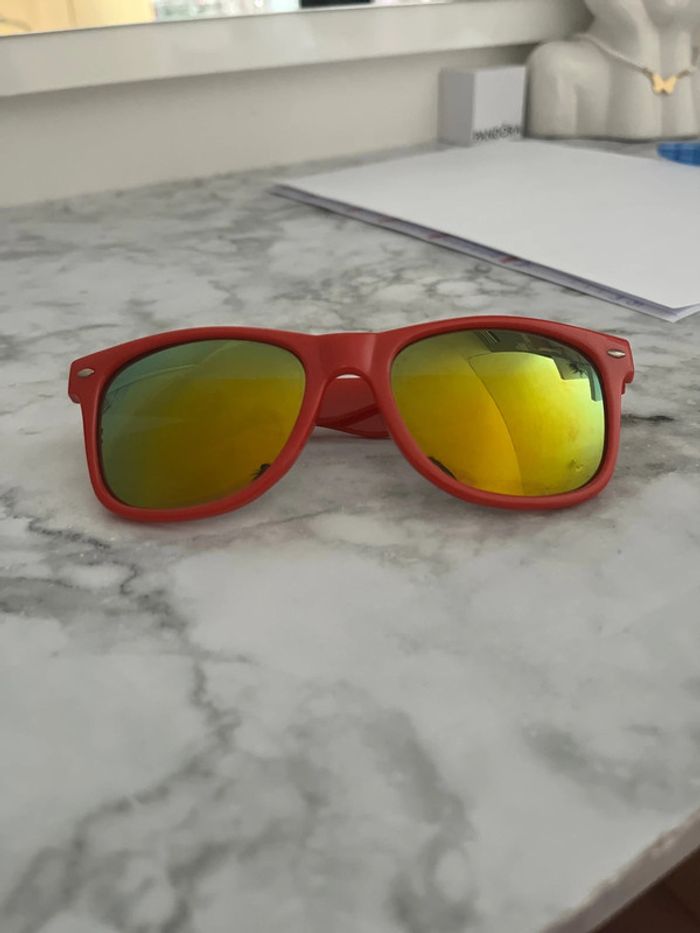 Lunette coca
