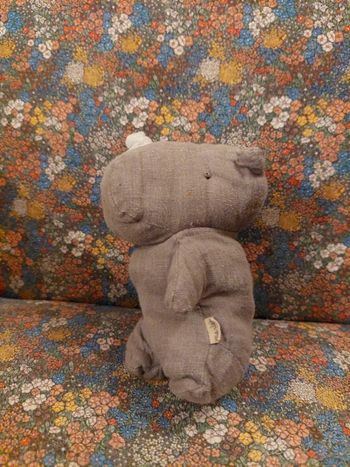Maileg - petit mini doudou rhinocéros gris