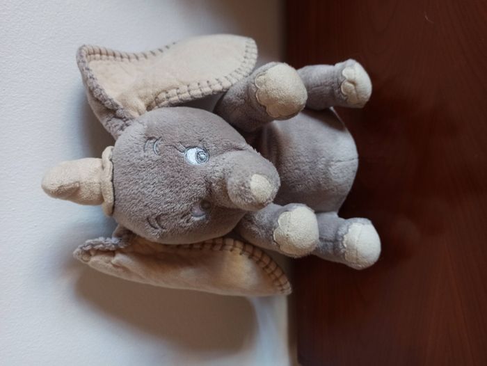 doudou éléphant dumbo nicotoy disney