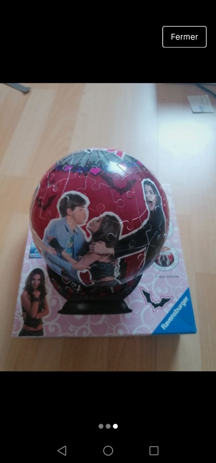 Puzzle 3d Chica vampiro