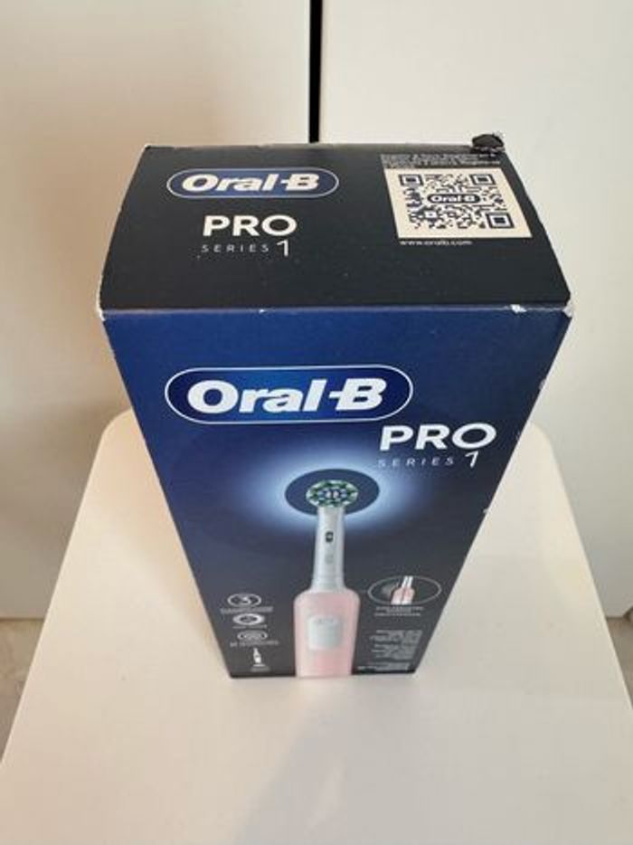 Brosse a dents électrique Pro 1 ORAL B - photo numéro 2