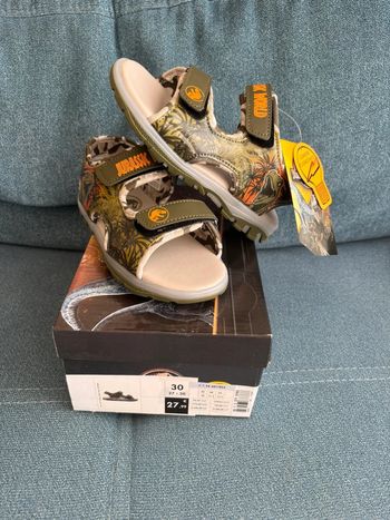 Sandales lumineuses jurassic World 30