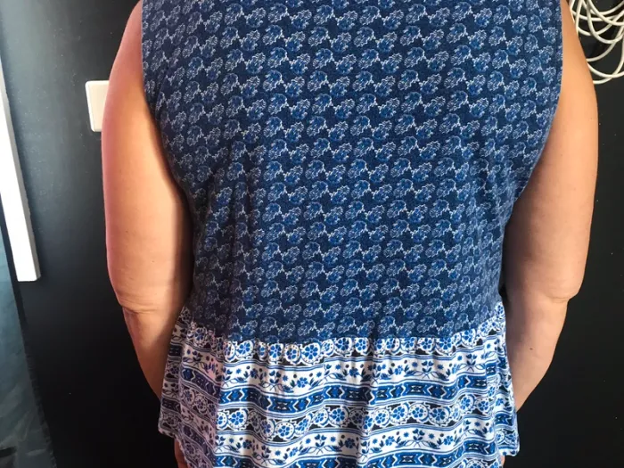Débardeur bleu et blanc taille 44 - photo numéro 2