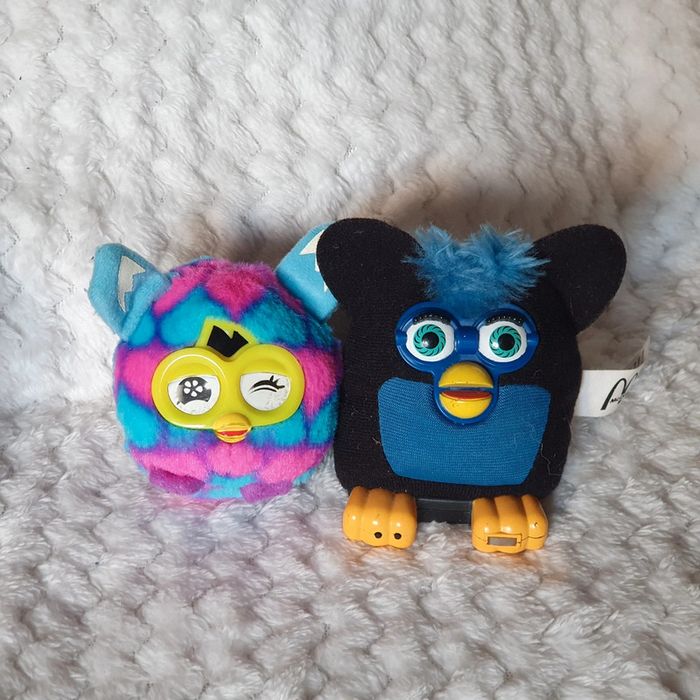 Lot 2 furby McDonald's