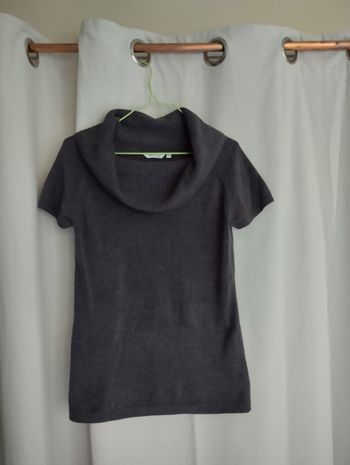 Pull col roulé manches courtes taille 38/ 40