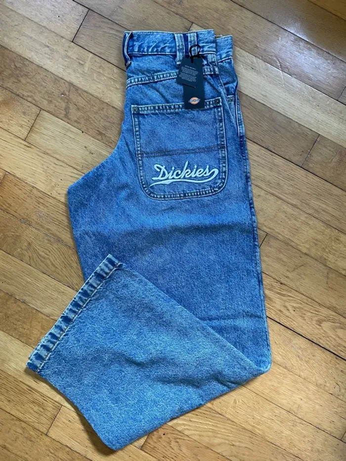 Dickies Loose Wave Rinsed Denim - W30/L32
