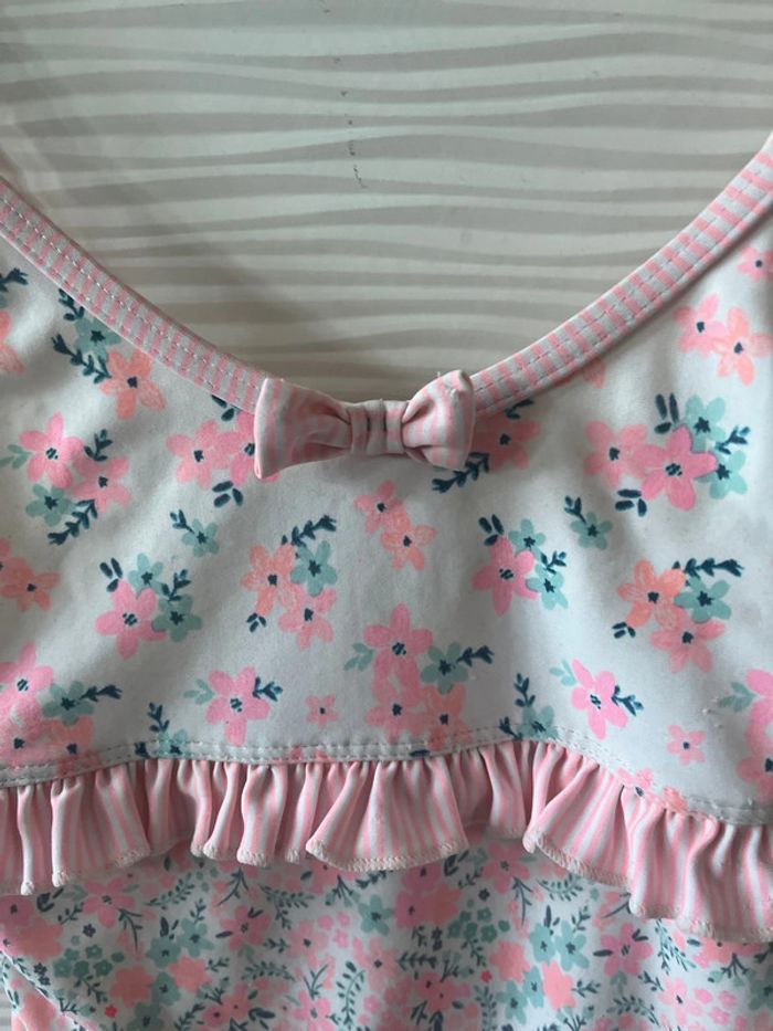 Maillot de bain fleuri 1 pièce taille 3 - 4 ans - photo numéro 3
