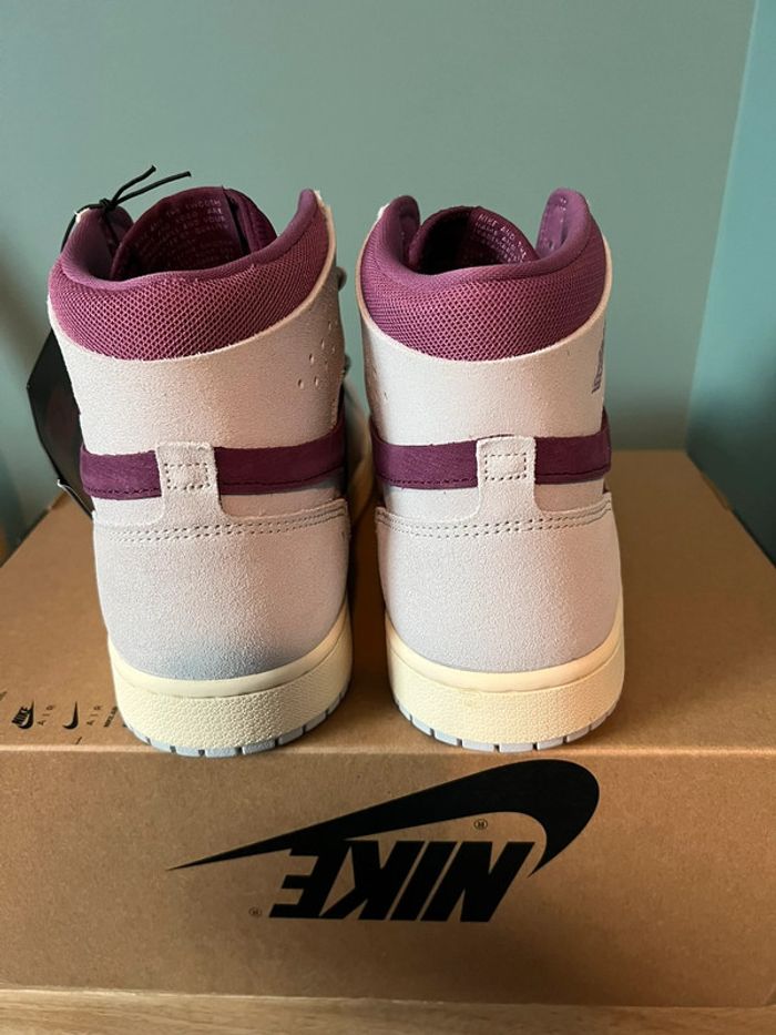 Air Jordan 1 taille 44 - photo numéro 5