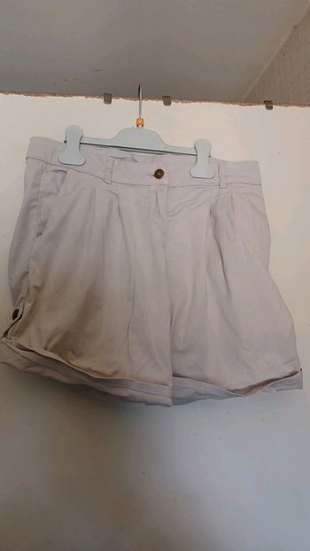 Short crème  38