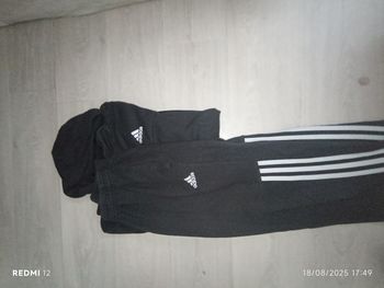 Survêtement adidas