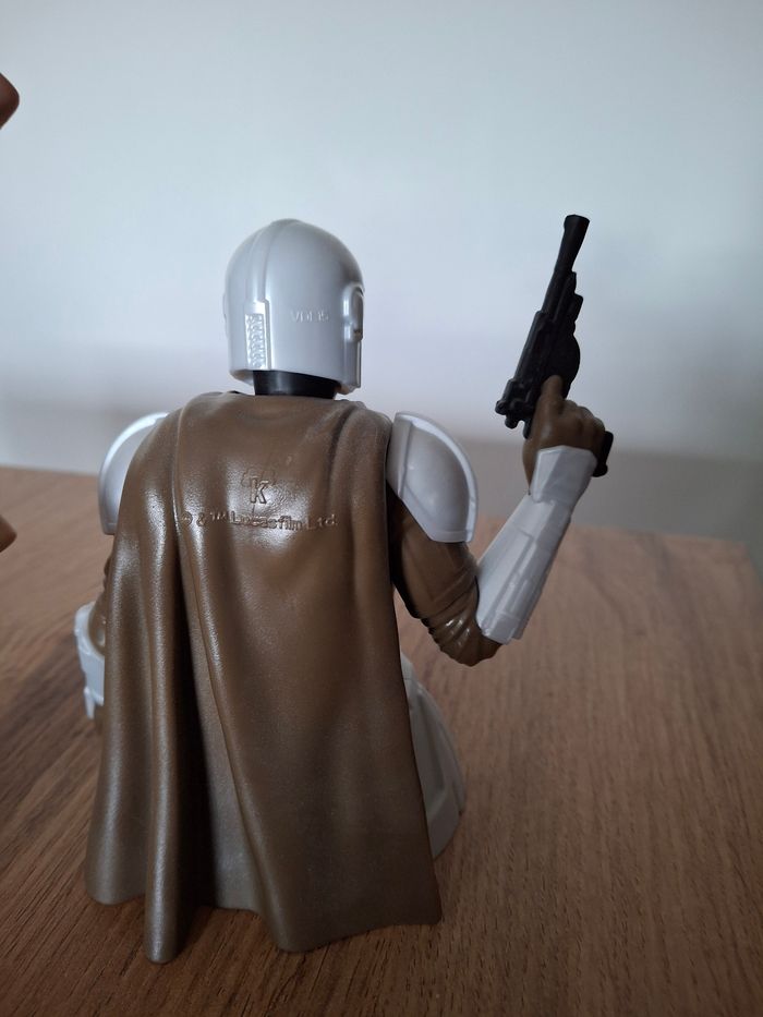 Figurines Yoda et Mandalorian - photo numéro 4