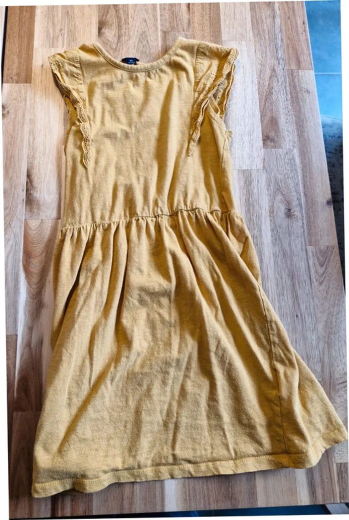 Magnifique lot de 3 robes 8ans - photo numéro 2