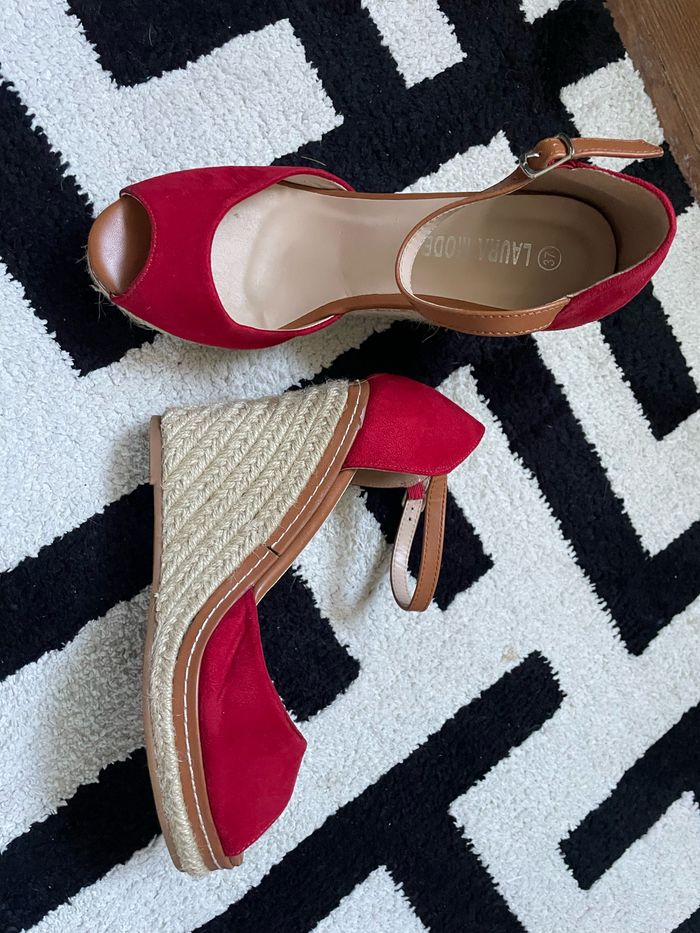 Chaussures compensées laura mode