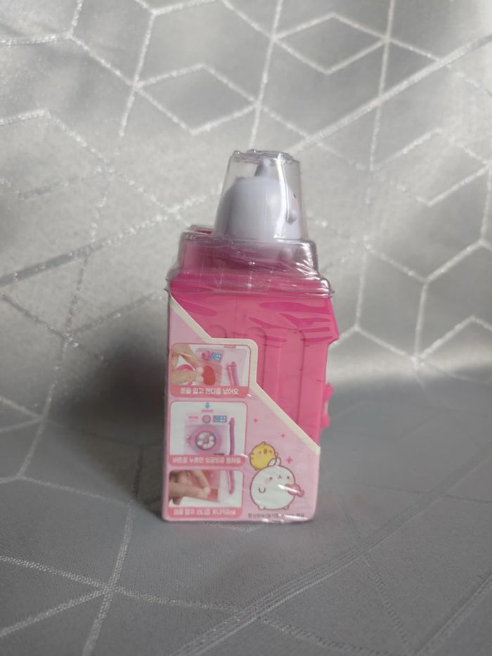 Distributeur de bonbons Molang – Mini lave-linge interactif & figurine - photo numéro 2