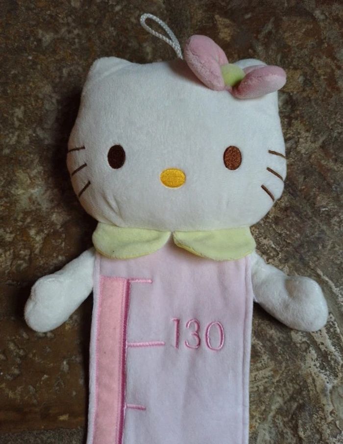 Hello Kitty peluche mesure