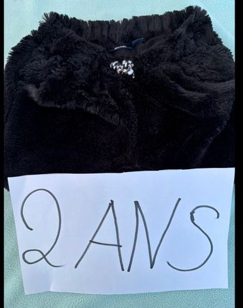 Petit short moumoute noir – Fille 2 ans