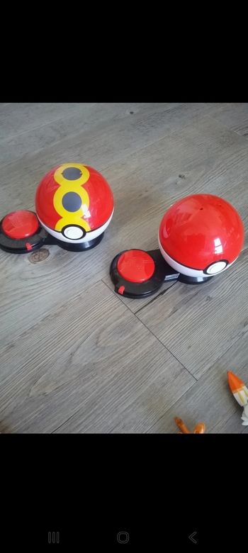 Lot 2 Pokeball