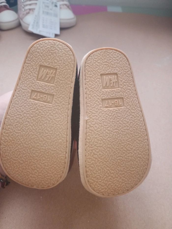 Chaussures bébé - photo numéro 2