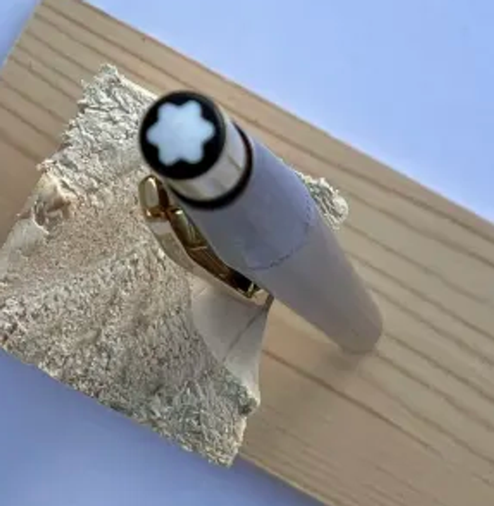 Stylo montblanc noblesse or titane - photo numéro 2