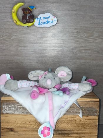 DDC325 doudou et compagnie souris 🐭 