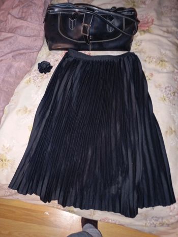 Jupe satin plissée t 40