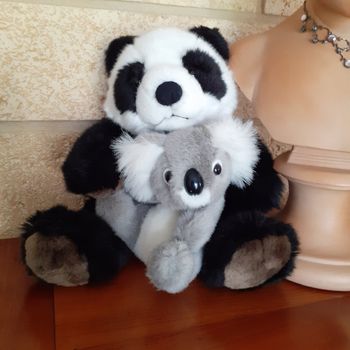 Peluches Bébés Panda & Koala