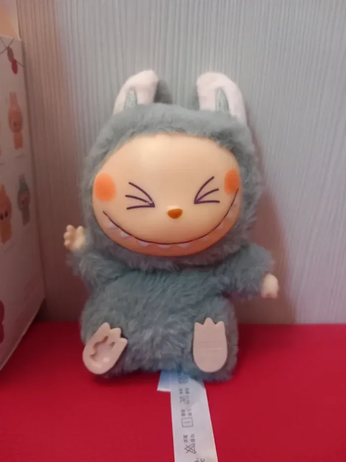 Labubu Hehe monstre mignon Popmart - photo numéro 2